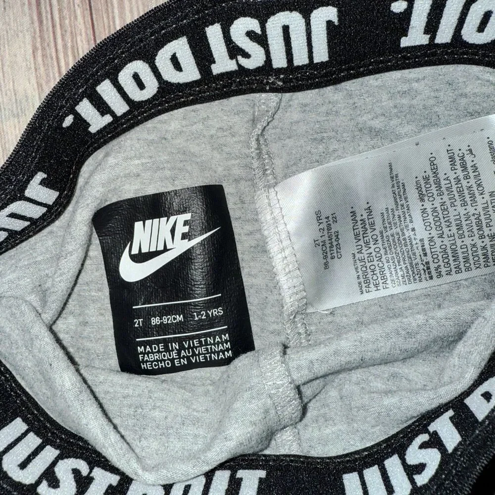 Girls Nike 2T Leggings